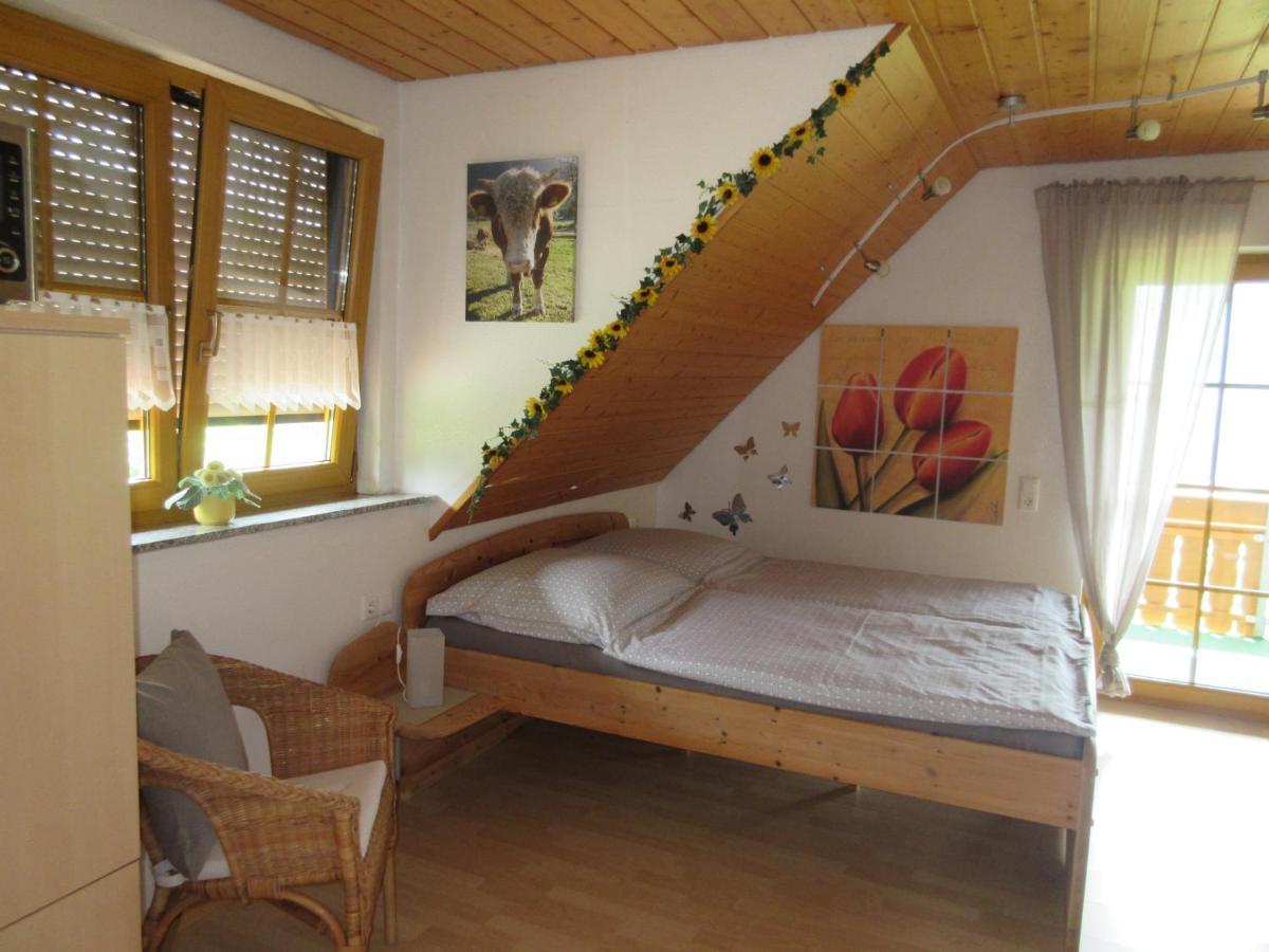 Ferienwohnung Wehrlemartinshof Simonswald Exterior foto